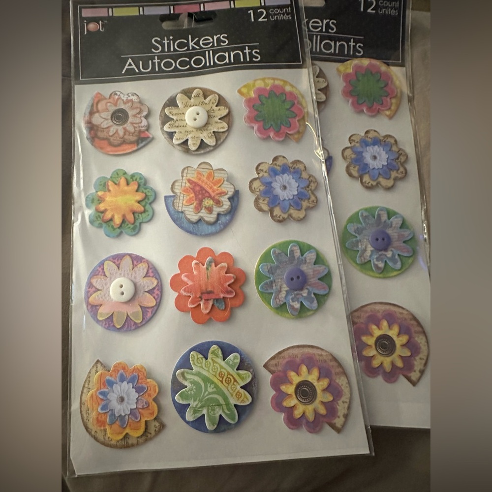 #23 Stickers Books - Picture 15 of 16